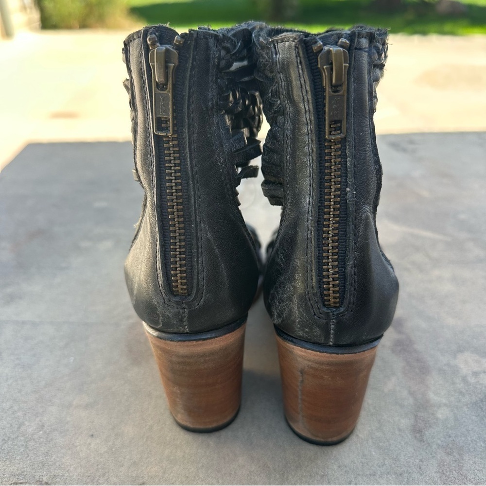 Freebird by Steven Bela Heeled Cage Sandal Ankle Boots in Distressed Black NEW 7 - Picture 6 of 11